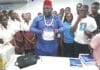 Double Nationalité : l’universitaire Ako John Ako publie un livre pour la réforme des lois en faveur de la diaspora camerounaise