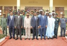 Fête Nationale : Le Ministre de la Défense, Joseph Beti Assomo, fait la revue des troupes