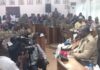 À Douala, le Gouverneur invite à préserver la paix et la stabilité, et à ne pas céder à la manipulation