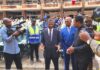 Opération « Yaoundé ville propre » : le MINAT fournit du matériel de nettoyage aux 7 mairies locales