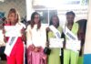 Home Atelier de Douala : l’association Fondation Biscum apporte du soutien financier et matériel aux apprenantes en fin de formation