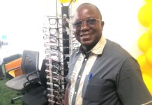 Santé visuelle : Kemwoua Serge repprecise la fonction (parfois negrigée) de l’Opticien-Lunetier dans la chaîne de l’Optique Médical